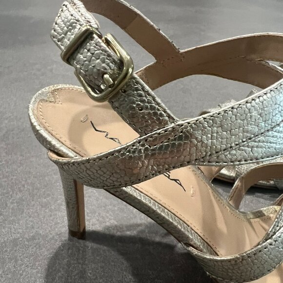 Via Spiga Silver Sandals - Size 7.5 - Picture 4 of 13